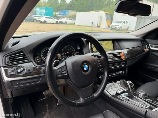 BMW 5 series 2015 · 2.0 AT