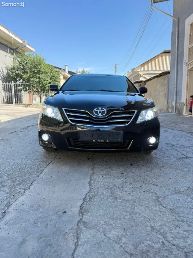 Toyota Camry 2007 · 2.4 AT