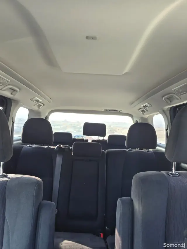 Toyota Vellfire 2014 · 2.4 AT