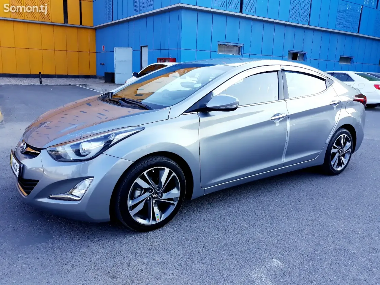Hyundai Avante 2014 · 1.6 AT
