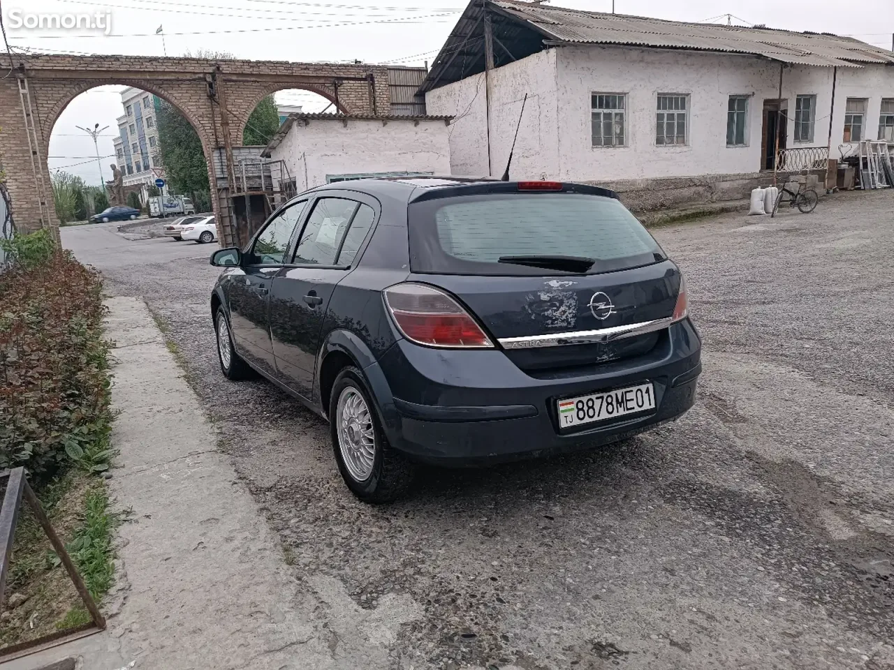 Opel Astra H 2008 · 1.4 MT