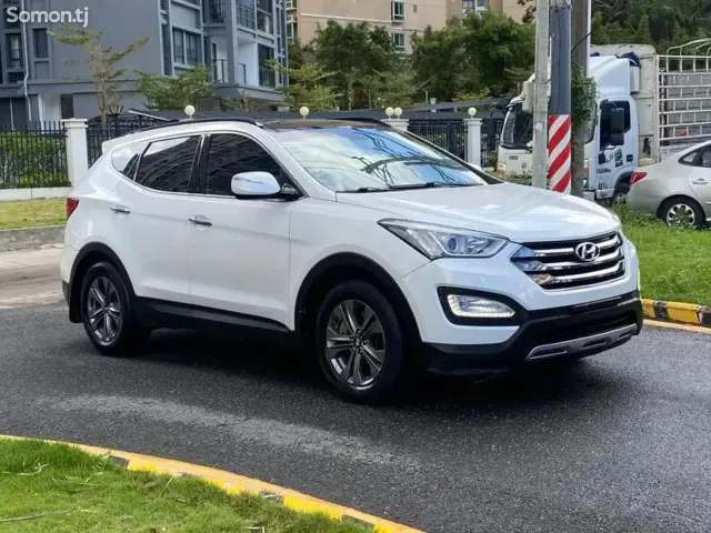 Hyundai Santa Fe 2015 · 2.4 AT