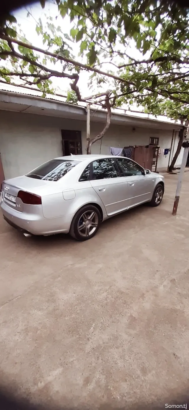 Audi A4 2008 · 2.0 MT