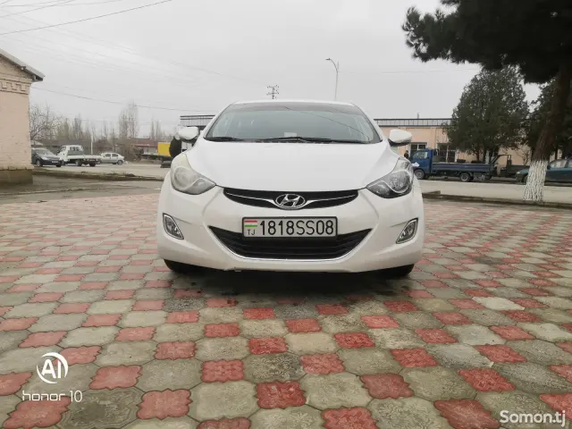Hyundai Avante 2011 · 1.6 AT