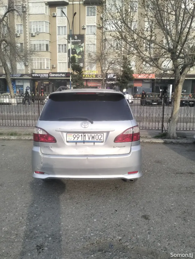 Toyota Ipsum 2007 · 2.4 AT
