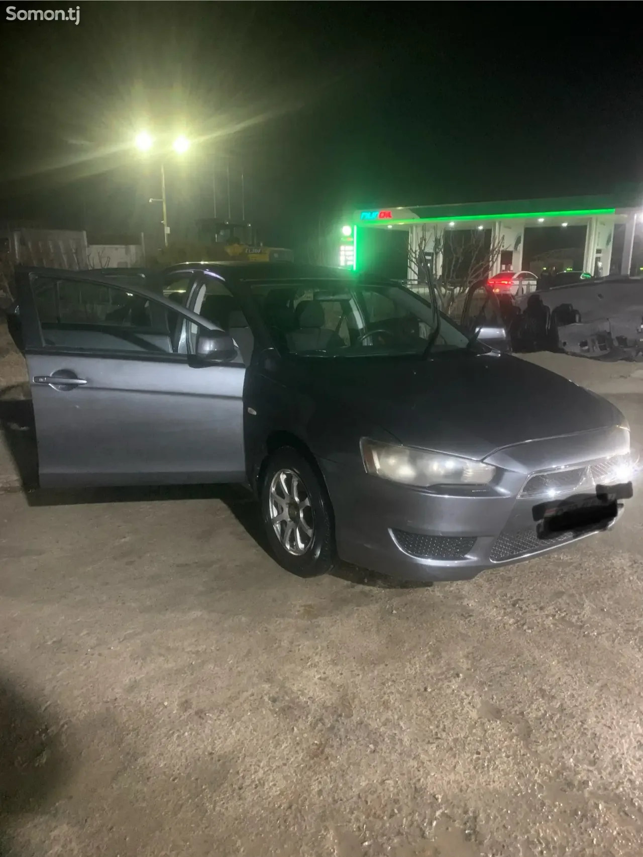 Mitsubishi Lancer 2010 · 1.5 MT