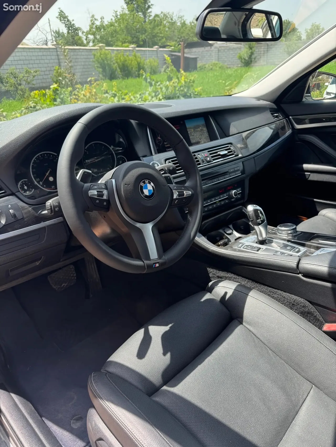 BMW 5 series 2016 · 2.0 AT