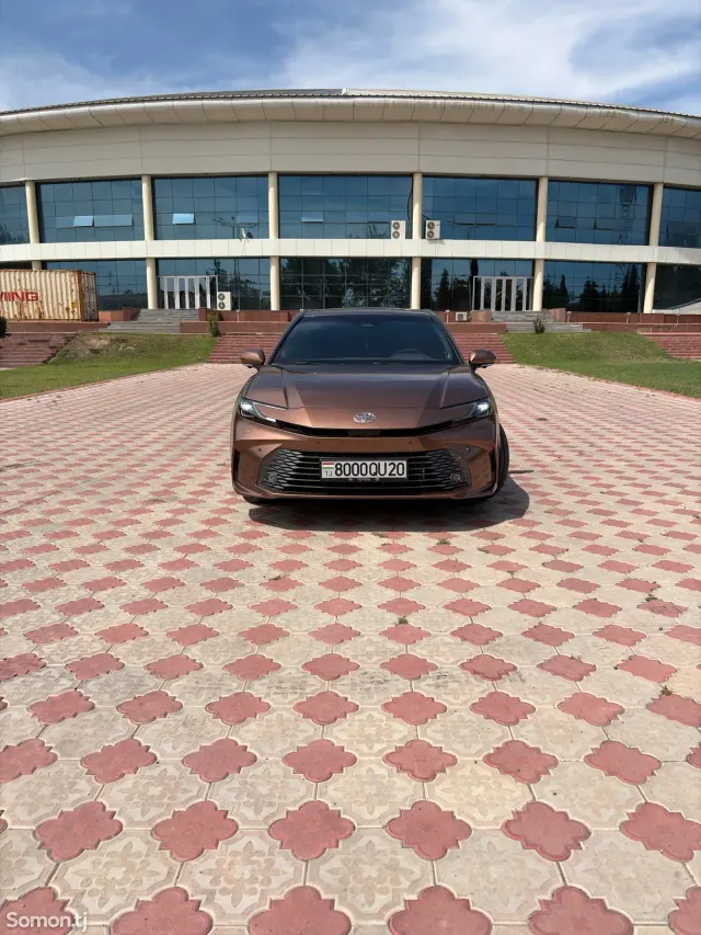 Toyota Camry 2025 · 2.5 AT