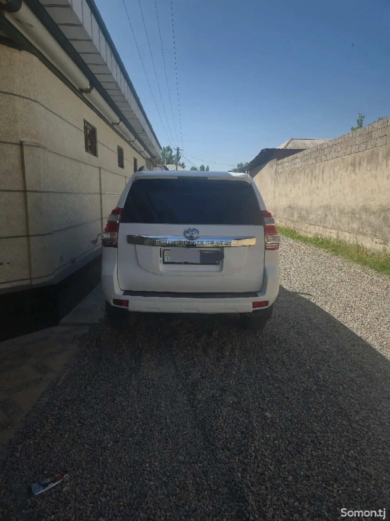 Toyota Land Cruiser Prado 2015 · 3.0 AT