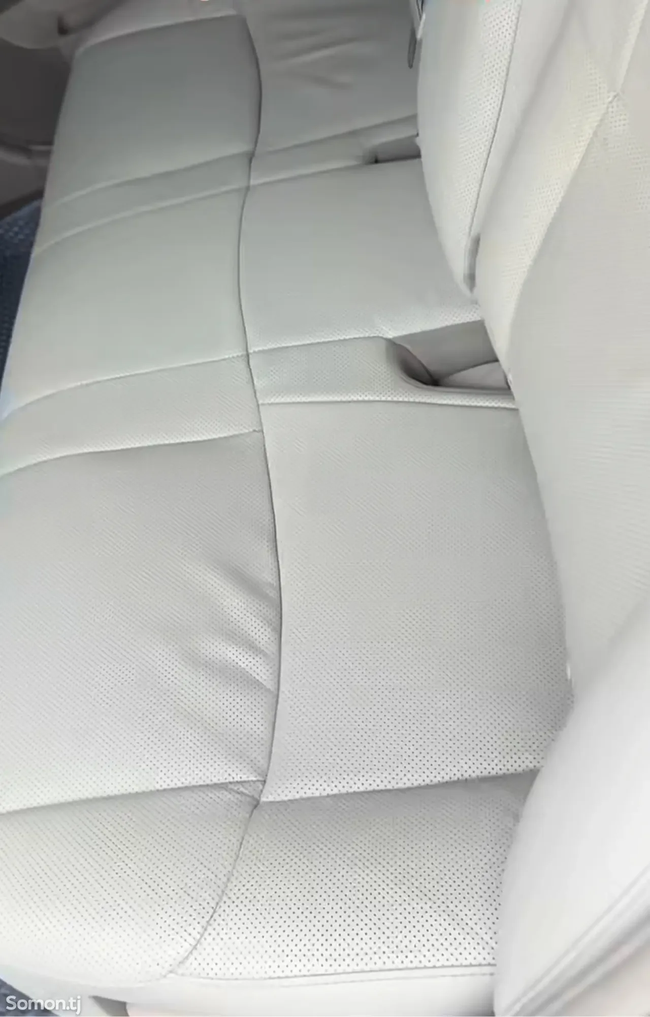 Toyota Avalon 2011 · 3.5 AT