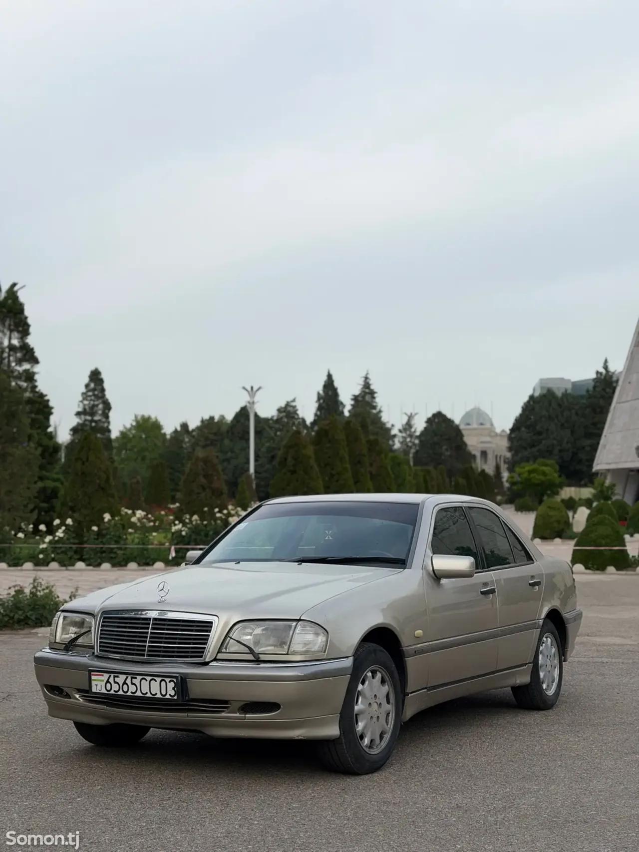 Mercedes-Benz C class 2000 · 1.8 MT