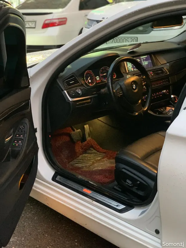 BMW 5 series 2014 · 2.0 AT