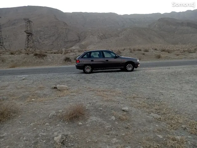 Opel Astra F 1997 · 1.6 MT
