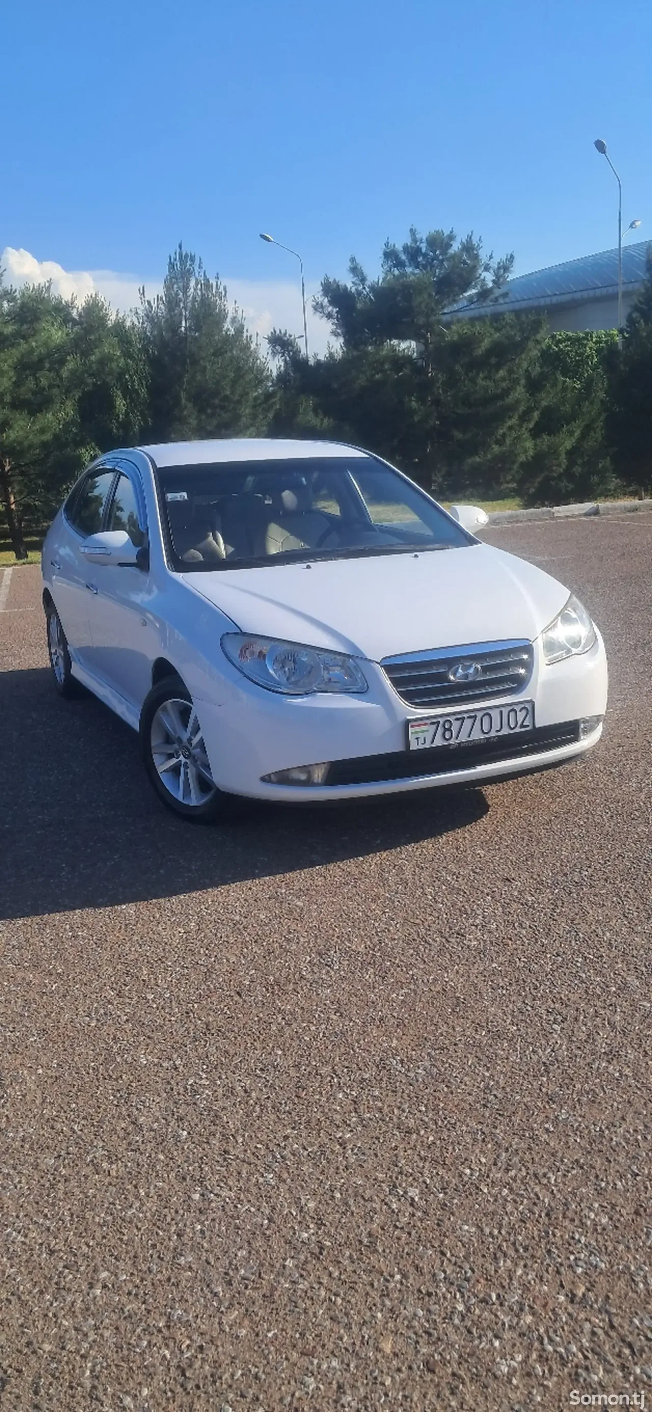 Hyundai Avante 2009 · 1.6 AT