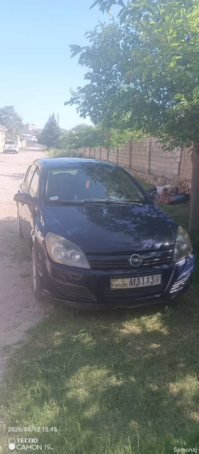 Opel Astra H 2006 · 1.8 MT