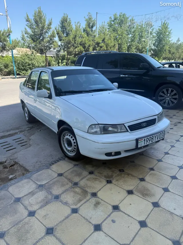 Daewoo Nexia 1996 · 1.6 MT