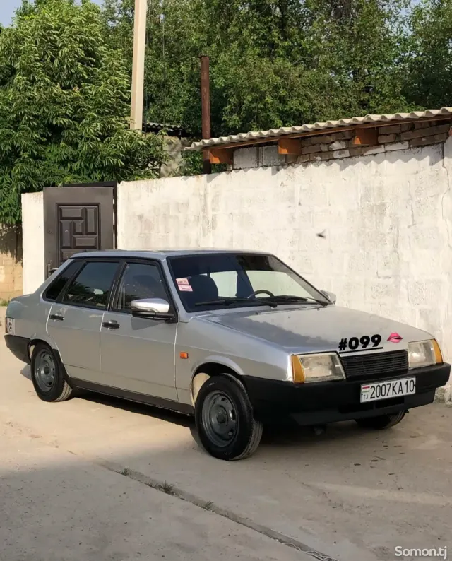 Lada (ВАЗ) 21099 2003 · 1.5 MT