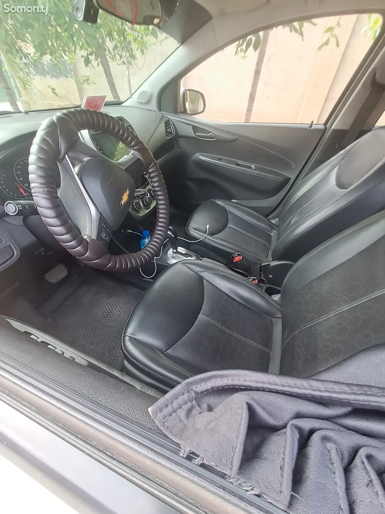 Chevrolet Spark 2017 · 1.1 AT