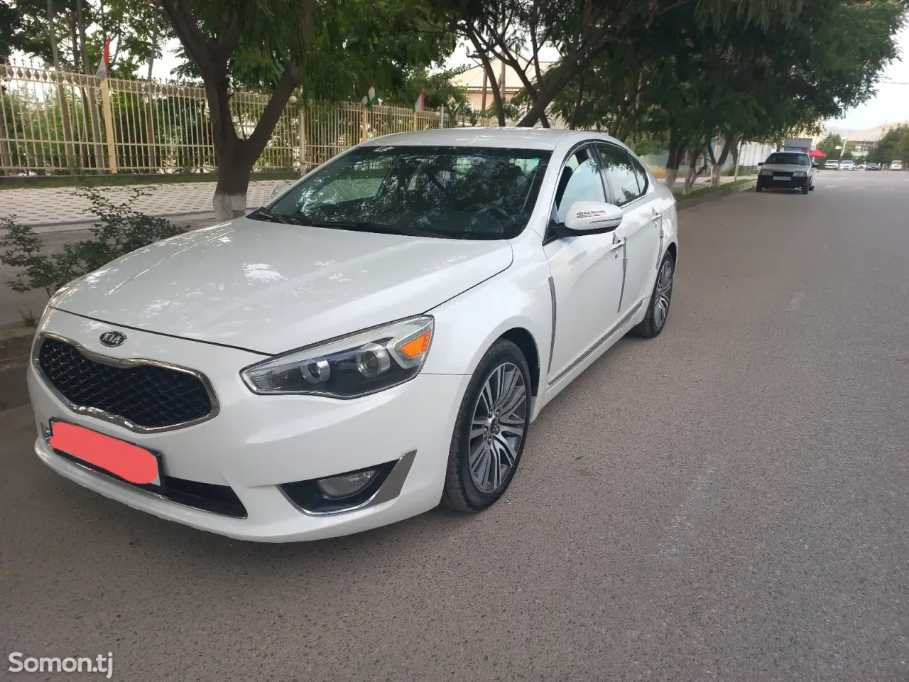 Kia K7 2014 · 3.3 AT