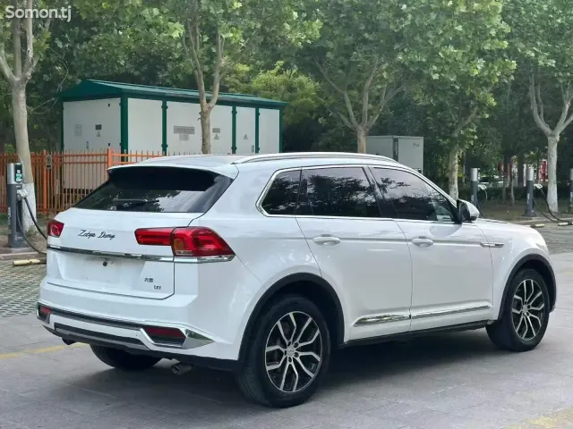 Zotye Domy X7 2017 · 1.8 AT