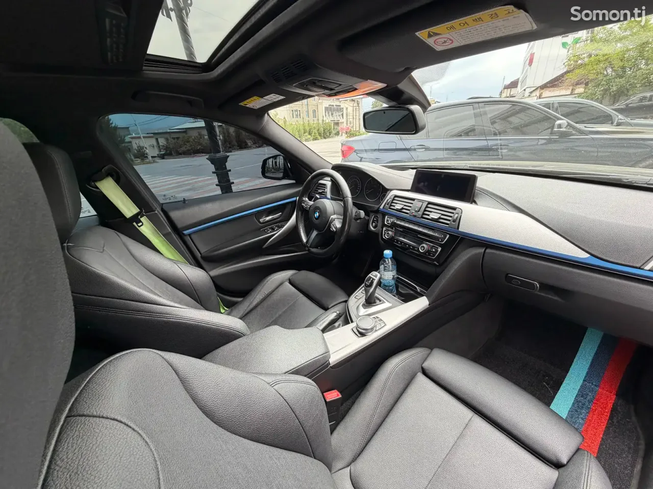 BMW 3 series 2018 · 2.0 AT