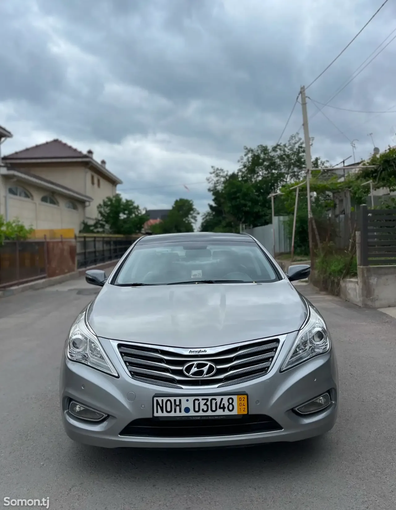 Hyundai Grandeur 2011 · 2.4 AT