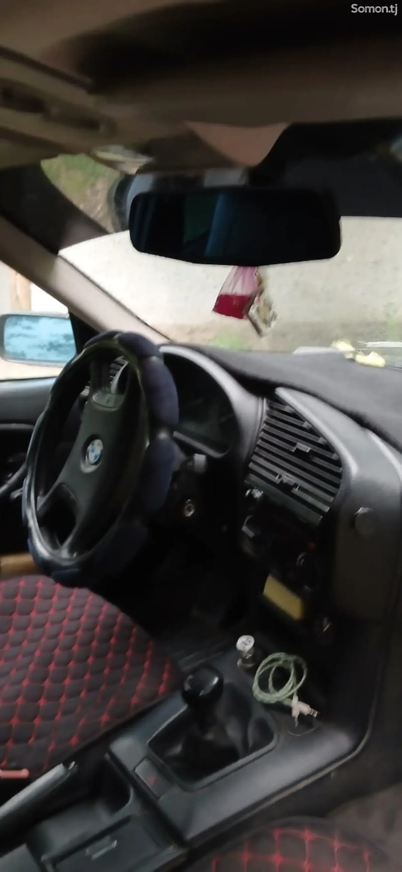 BMW 1 series 1992 · 1.8 MT