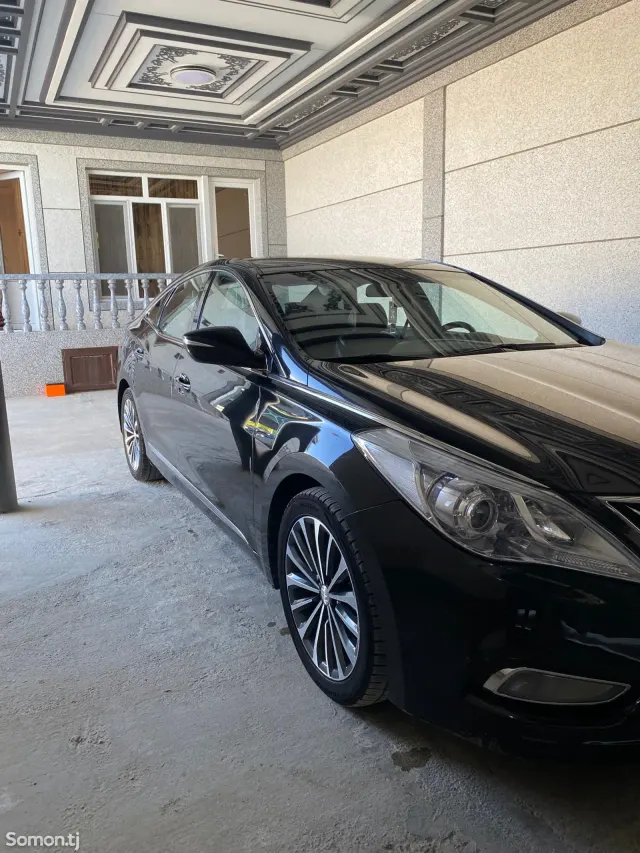 Hyundai Grandeur 2014 · 2.4 AT