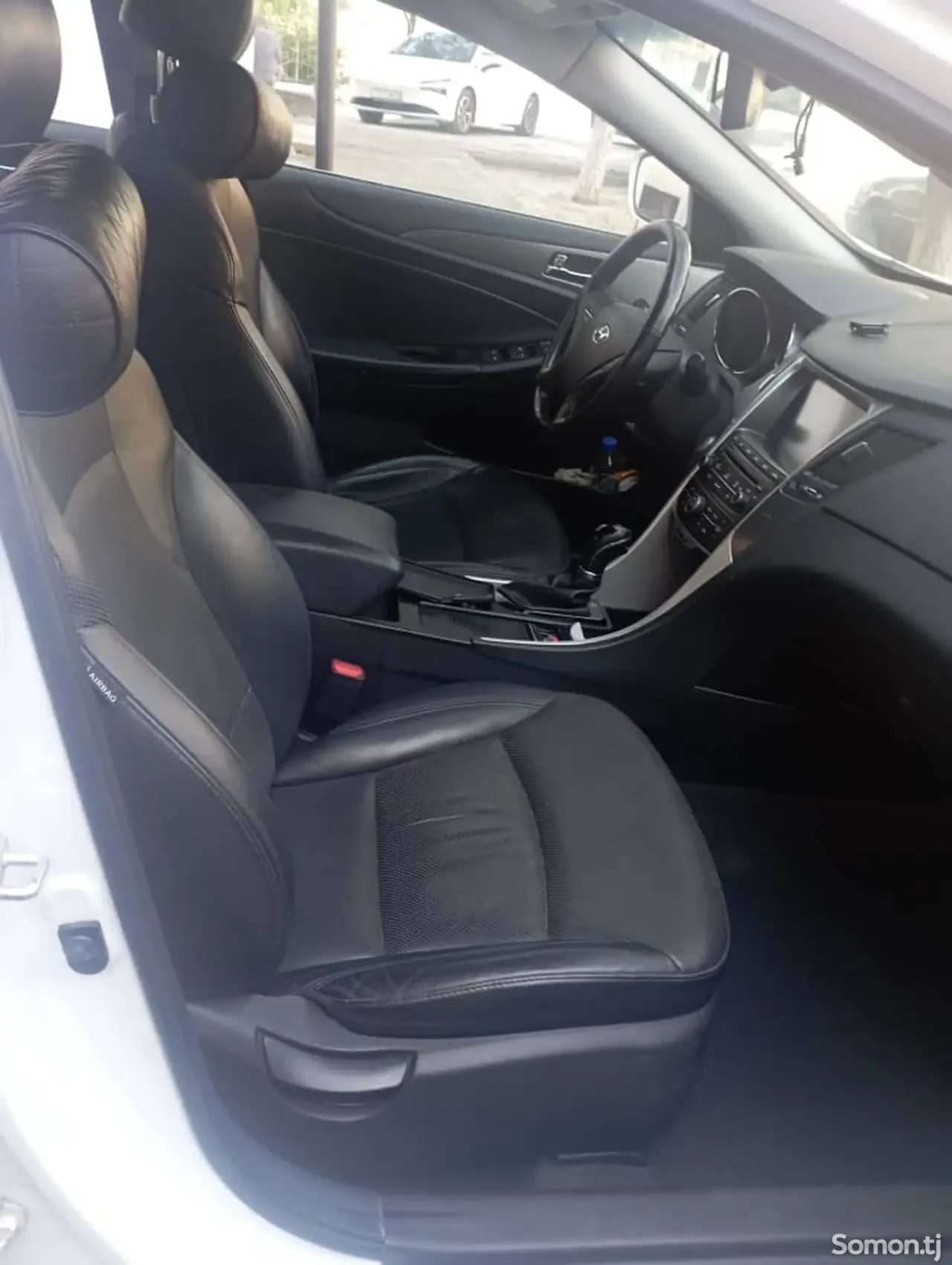Hyundai Sonata 2014 · 2.0 AT