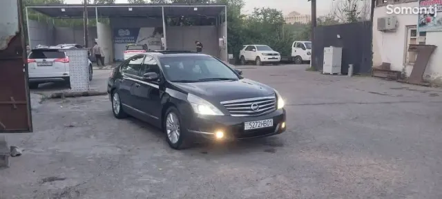 Nissan Teana 2012 · 2.4 AT