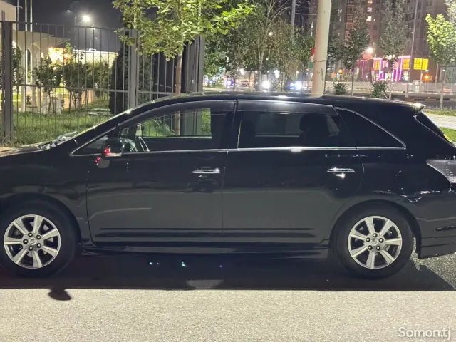 Toyota Mark X ZiO 2012 · 2.4 AT