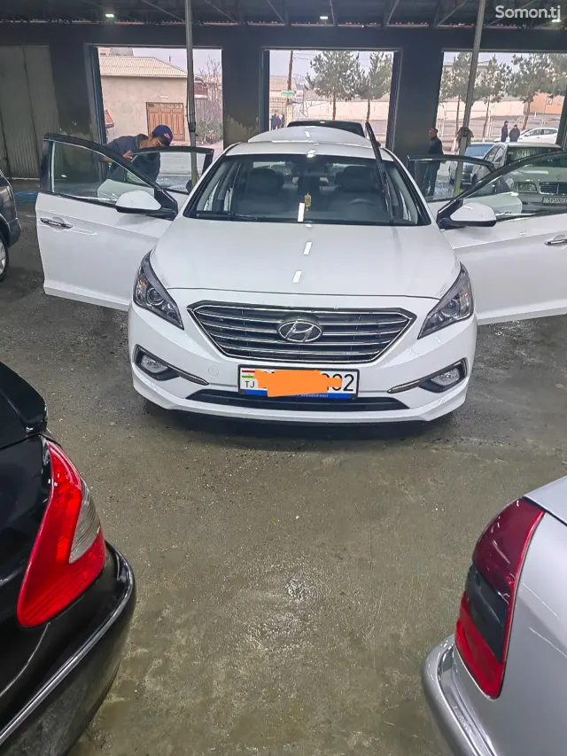 Hyundai Sonata 2016 · 2.0 AT