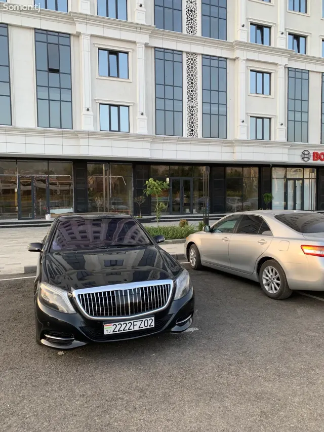Mercedes-Benz S class 2004 · 5.0 AT