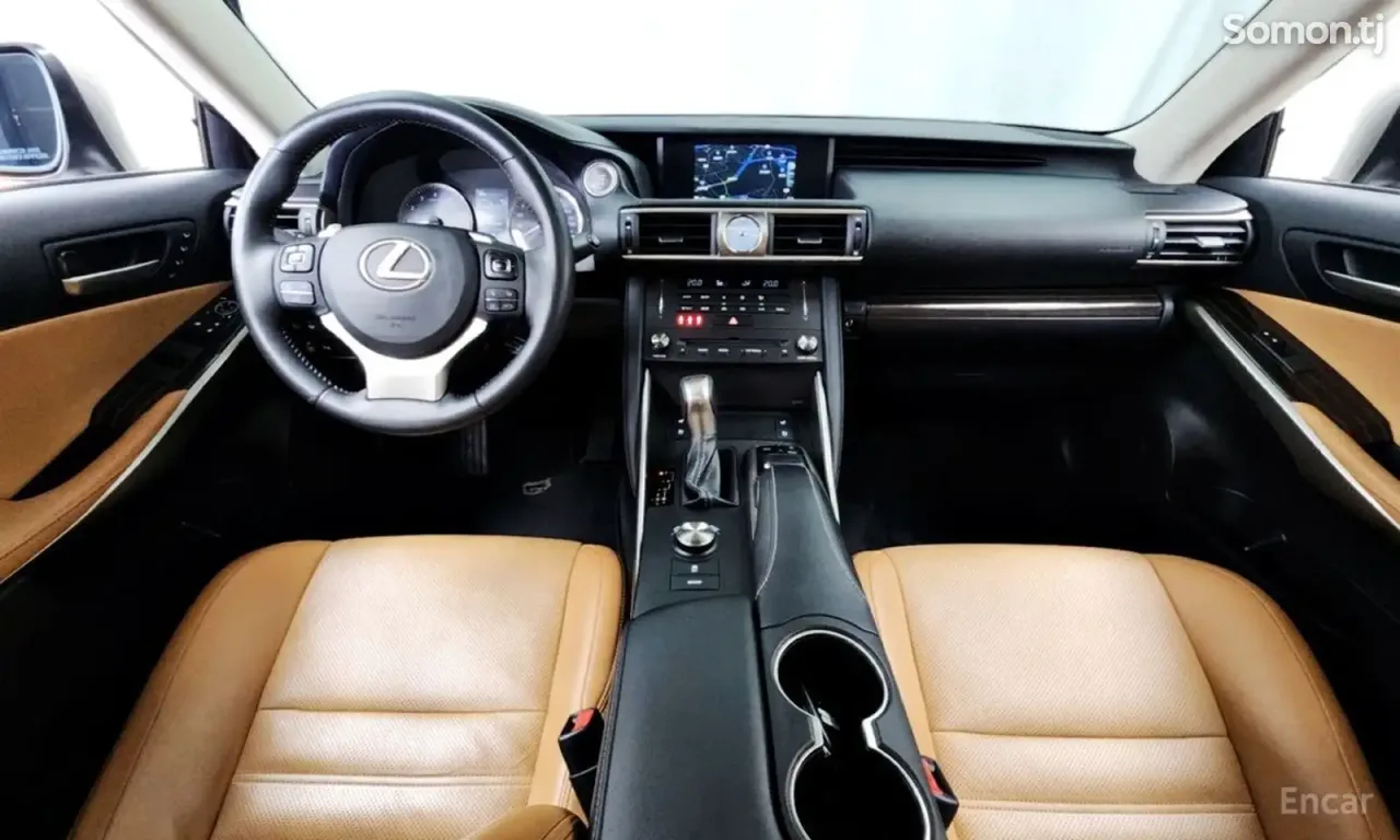 Lexus IS series 2019 · 2.0 AT
