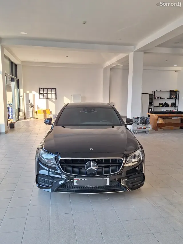 Mercedes-Benz E class 2019 · 3.0 AT