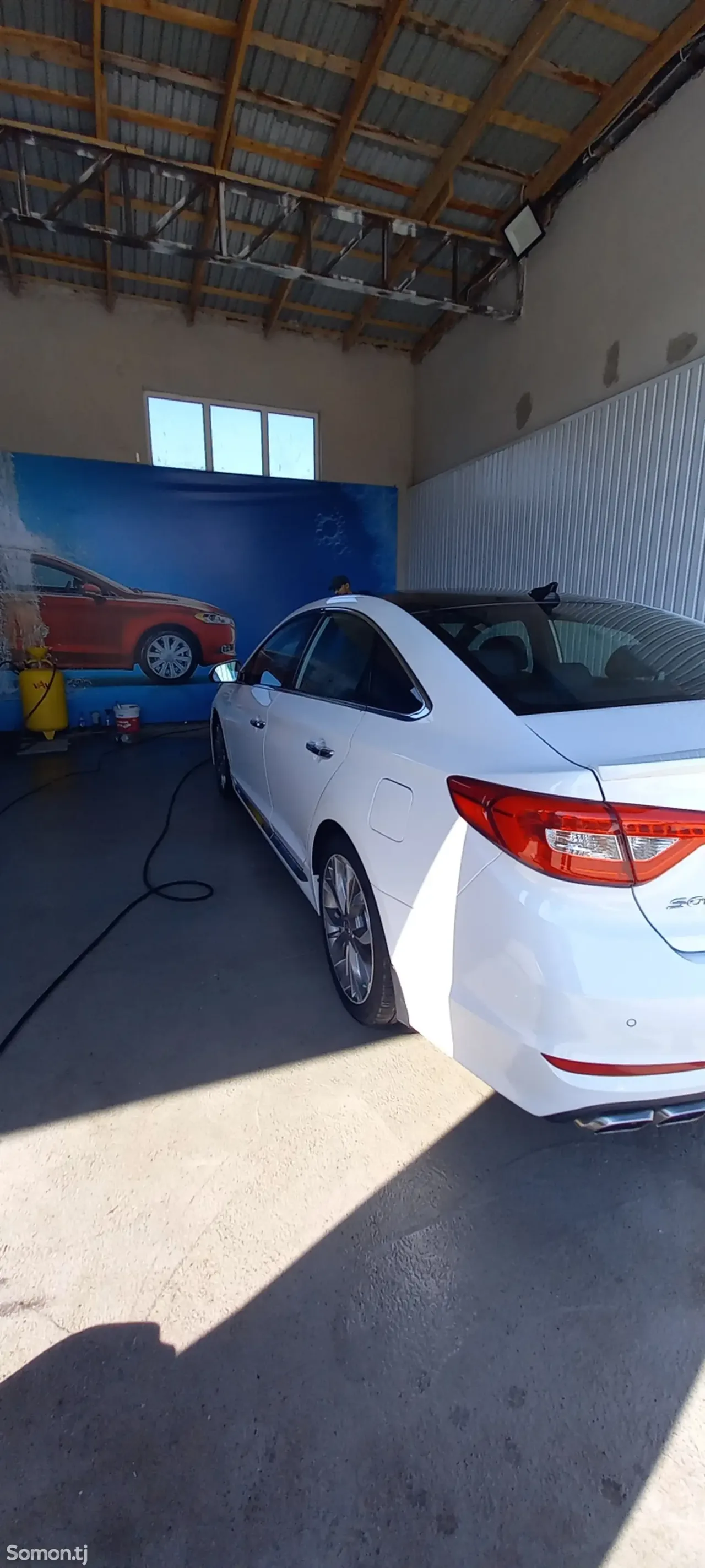 Hyundai Sonata 2015 · 2.0 AT