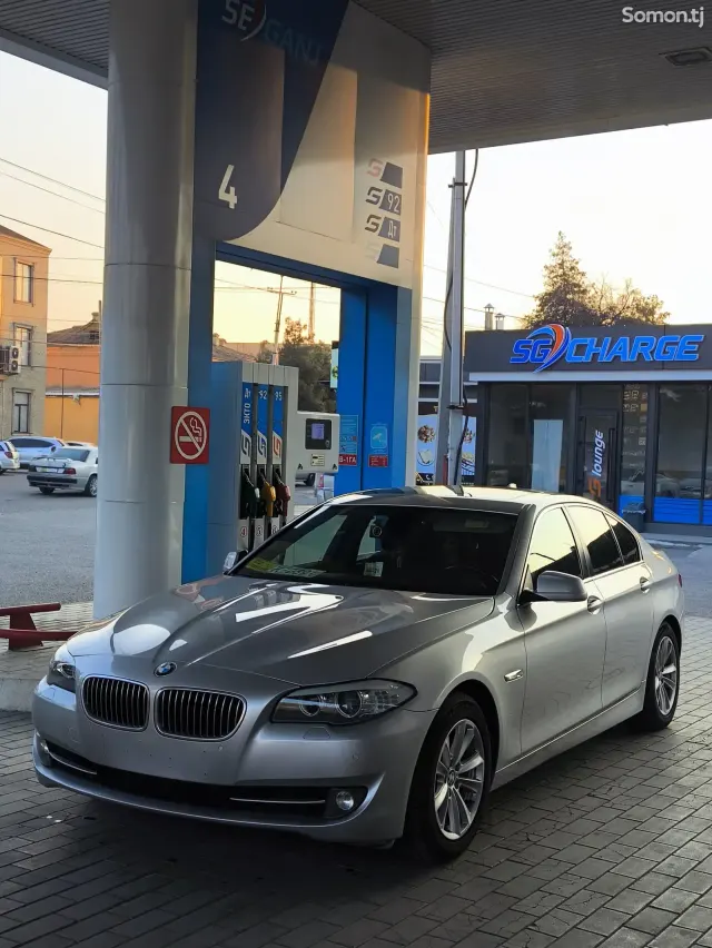 BMW 5 series 2013 · 2.5 AT