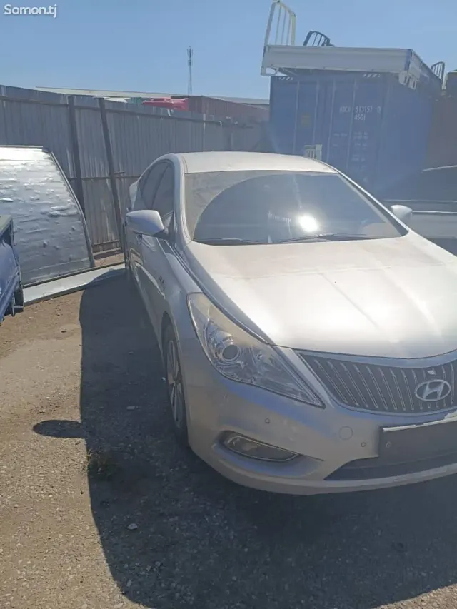 Hyundai Grandeur 2014 · 2.4 AT