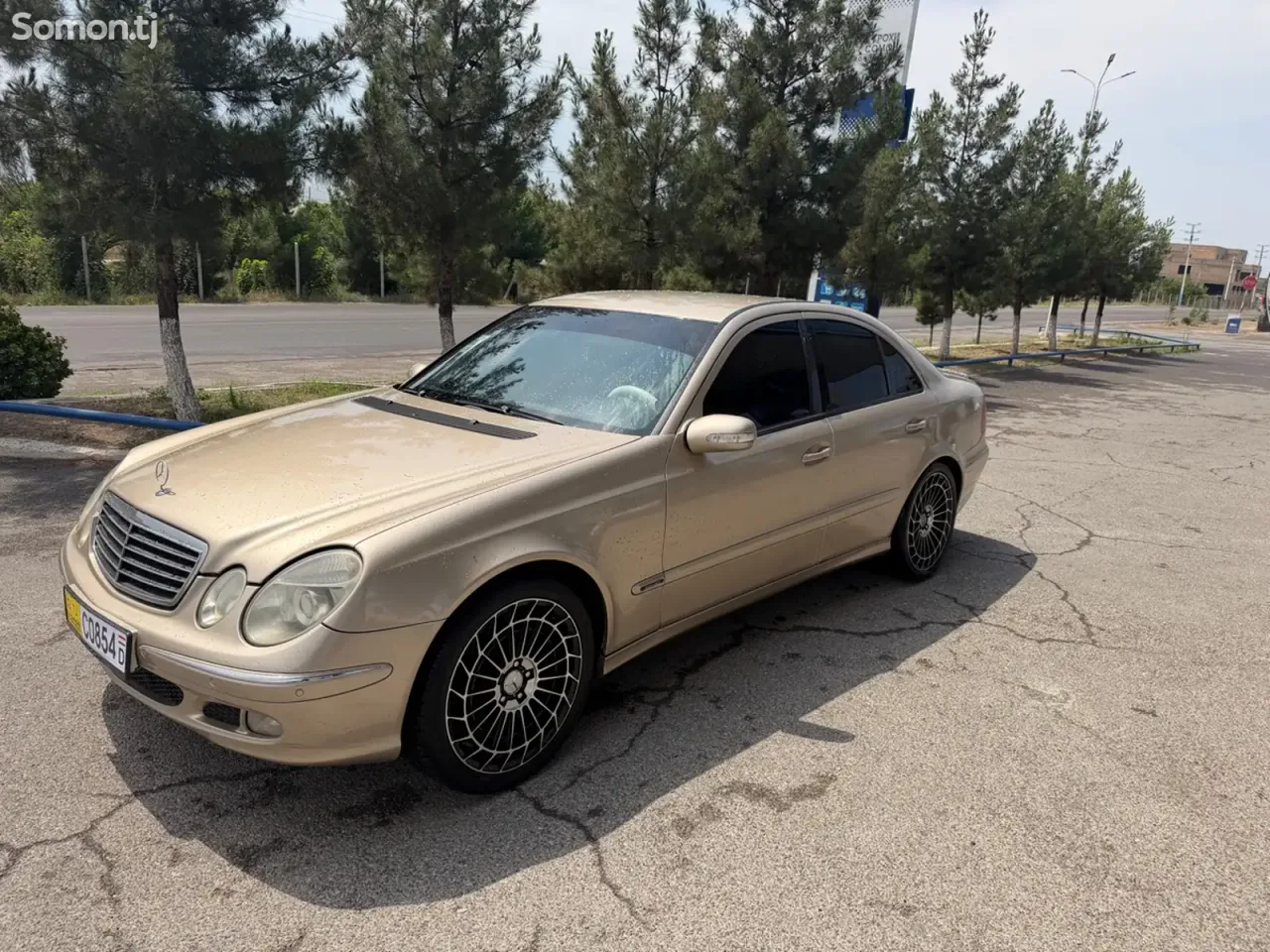 Mercedes-Benz E class 2004 · 2.2 AT