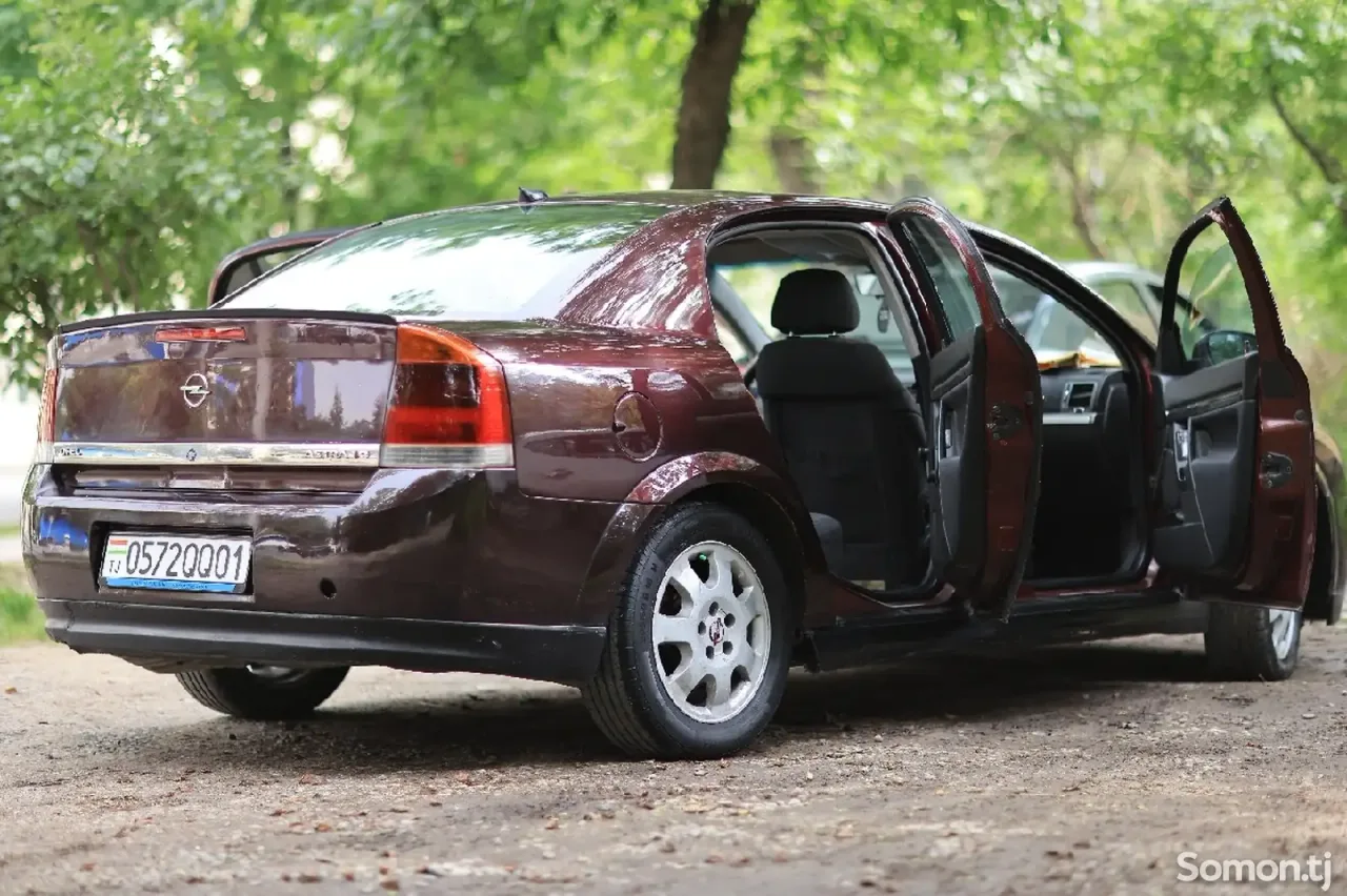 Opel Vectra C 2004 · 1.8 MT