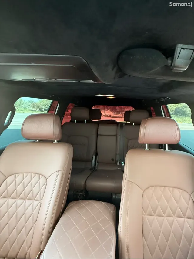 Toyota Land Cruiser 2011 · 4.7 AT
