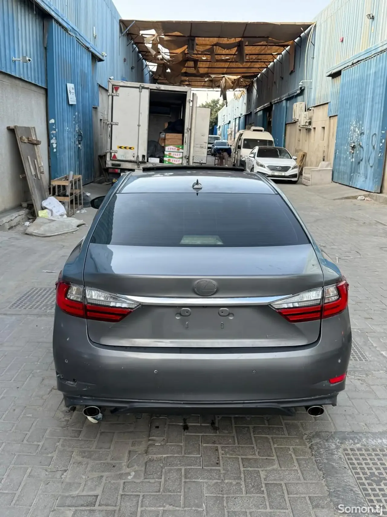 Lexus ES series 2014 · 3.5 AT