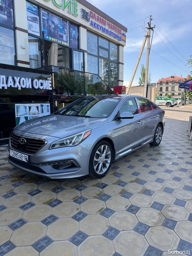 Hyundai Sonata 2015 · 2.0 AT