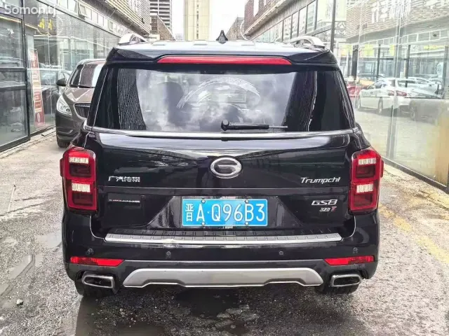 GAC Trumpchi GS8 2017 · 2.0 AT