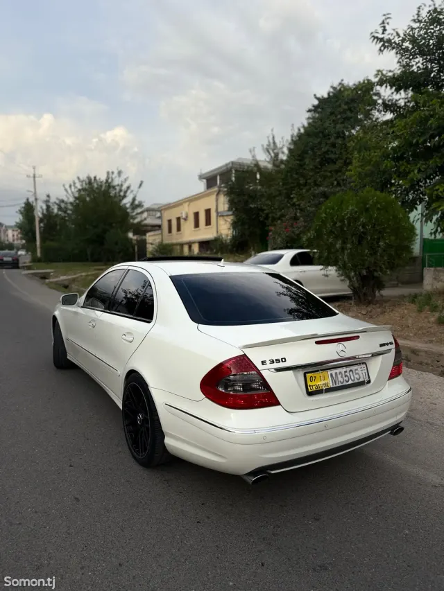 Mercedes-Benz E class 2007 · 3.5 AT