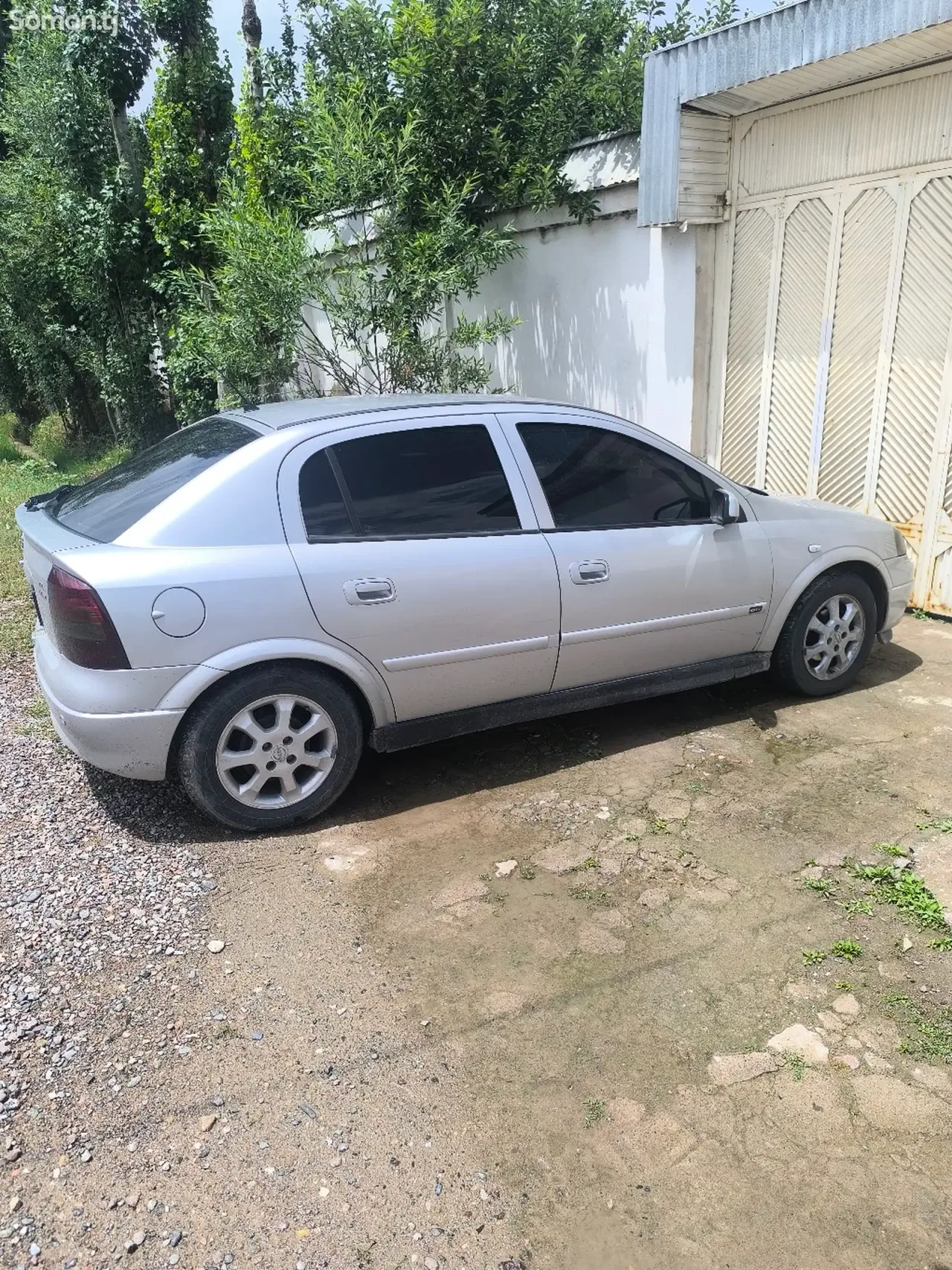 Opel Astra G 1999 · 1.6 AT