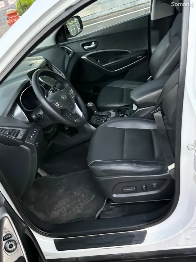 Hyundai Santa Fe 2014 · 2.4 AT