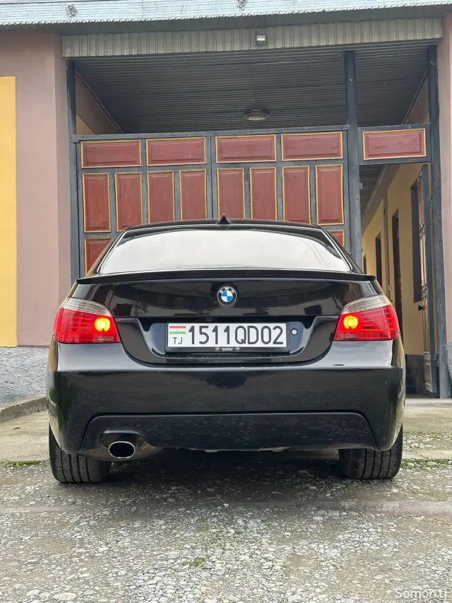 BMW 5 series 2009 · 2.0 AT