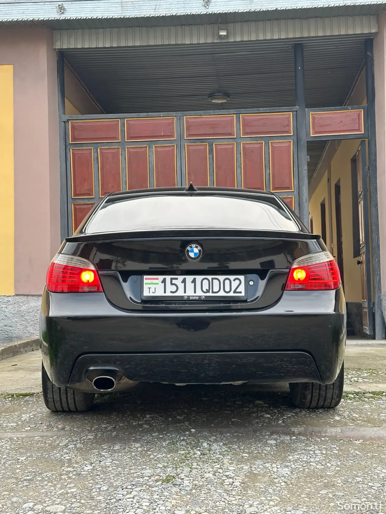 BMW 5 series 2009 · 2.0 AT