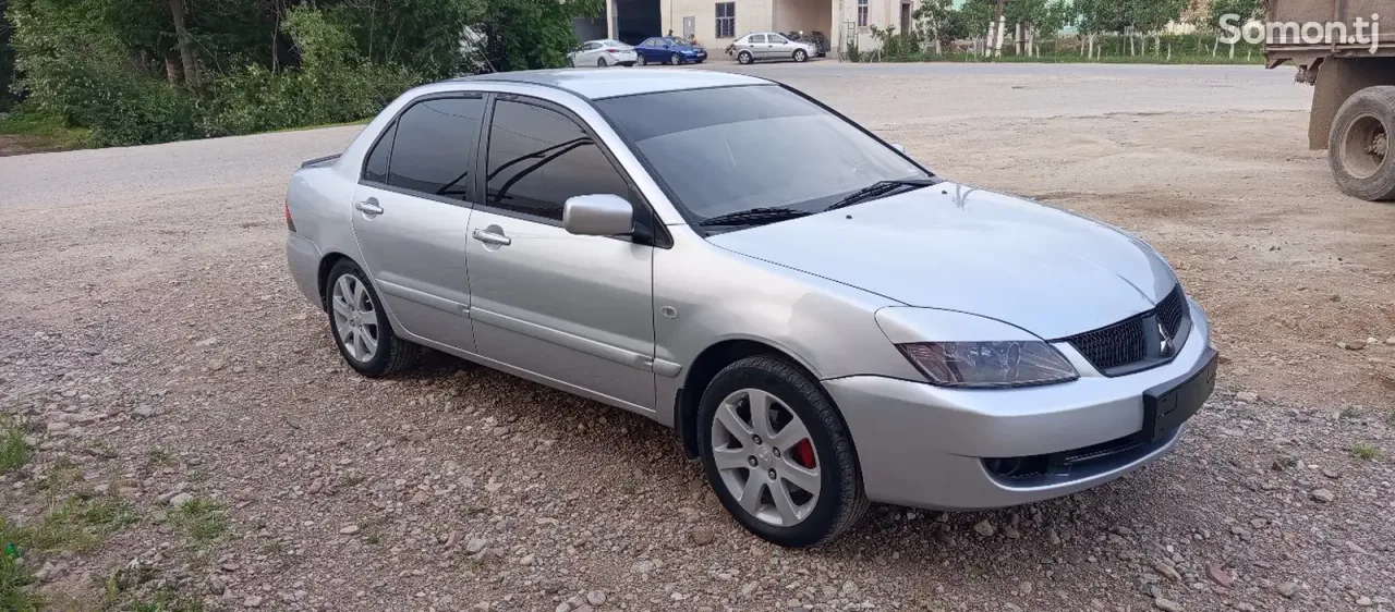 Mitsubishi Lancer 2007 · 1.6 MT